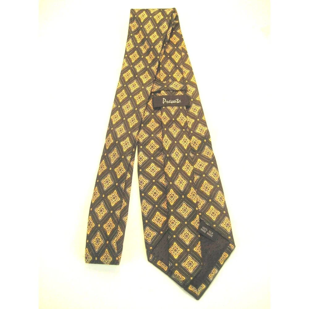 NWOT Pravata 100% Silk Geometric  Design Necktie